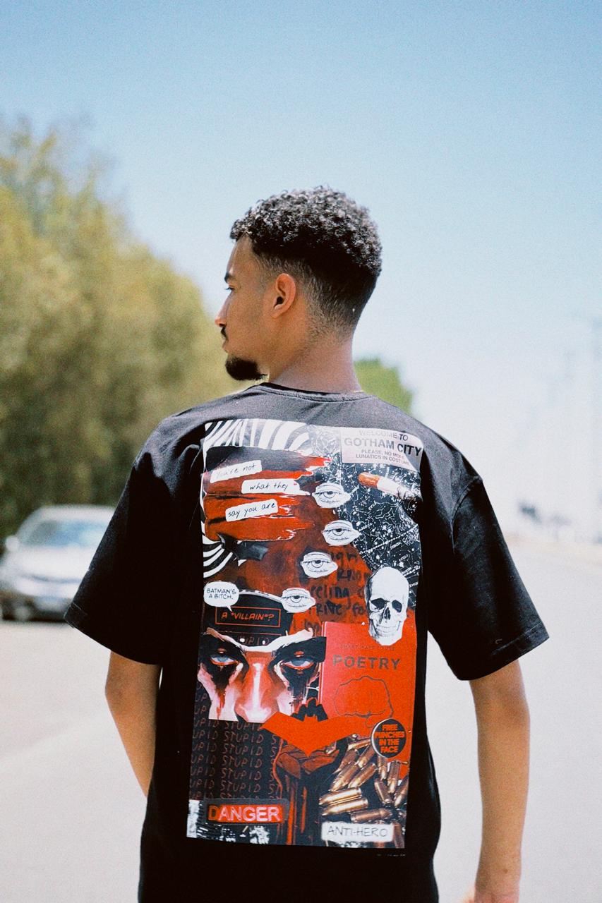 “Red Hood: Bloodline” Unisex Oversized Tee